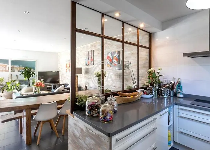 Villa Superbe Contemporaine Pied Dans L'eau Hyères